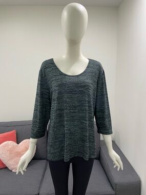 NWT BROCHURE Women's Top with 3/4-Length Sleeves Size XL Very Lightweight Knit